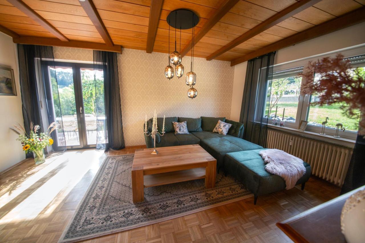 Ferienwohnung Casa Oos Rockeskyll Exterior foto