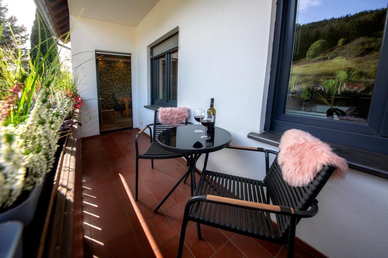 Ferienwohnung Casa Oos Rockeskyll Exterior foto
